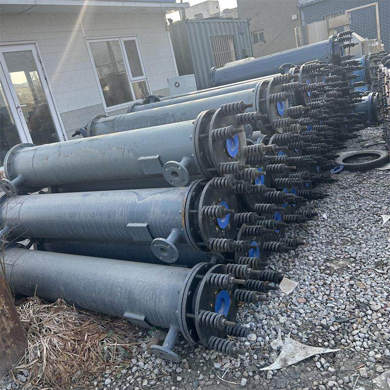 出售二手石墨冷凝器 真空化工冷却装置 列管式工业换热器