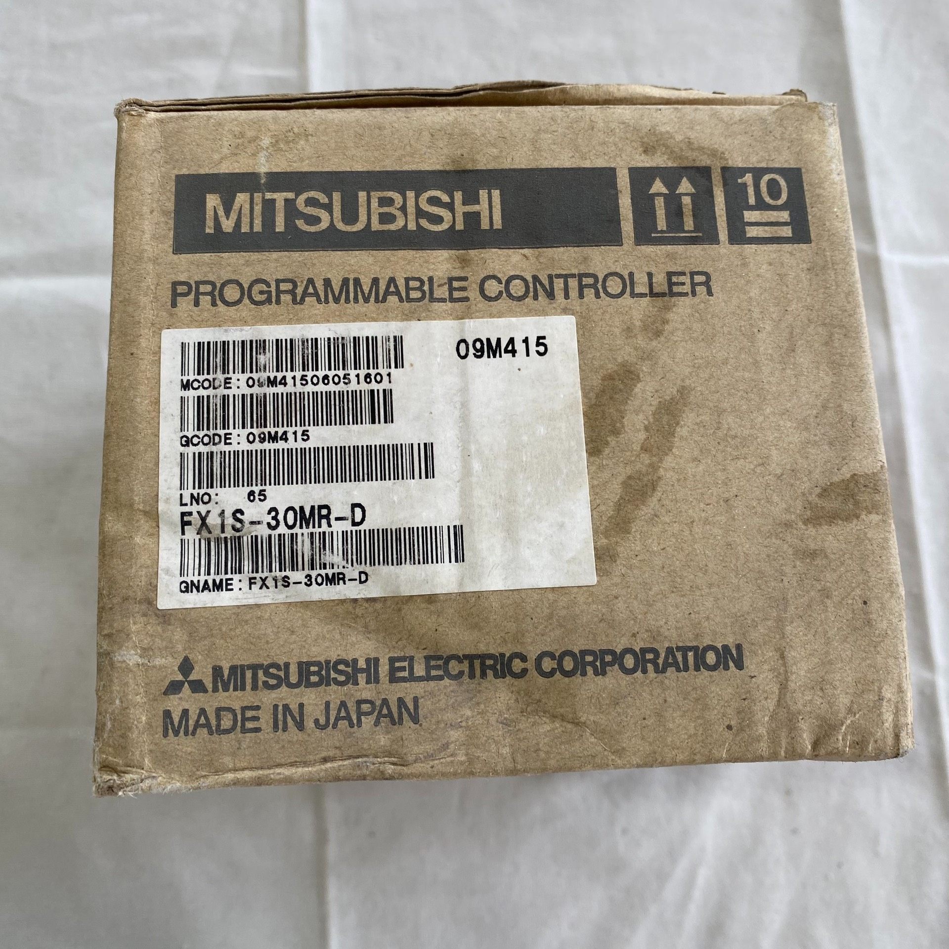 三菱控制器FX1S-30MR-D 现货~议价~顺丰到付~