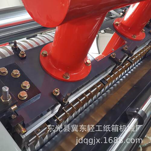经济款蒸汽1000型瓦楞单面机坑纸设备纸箱包装全套机械实体厂家