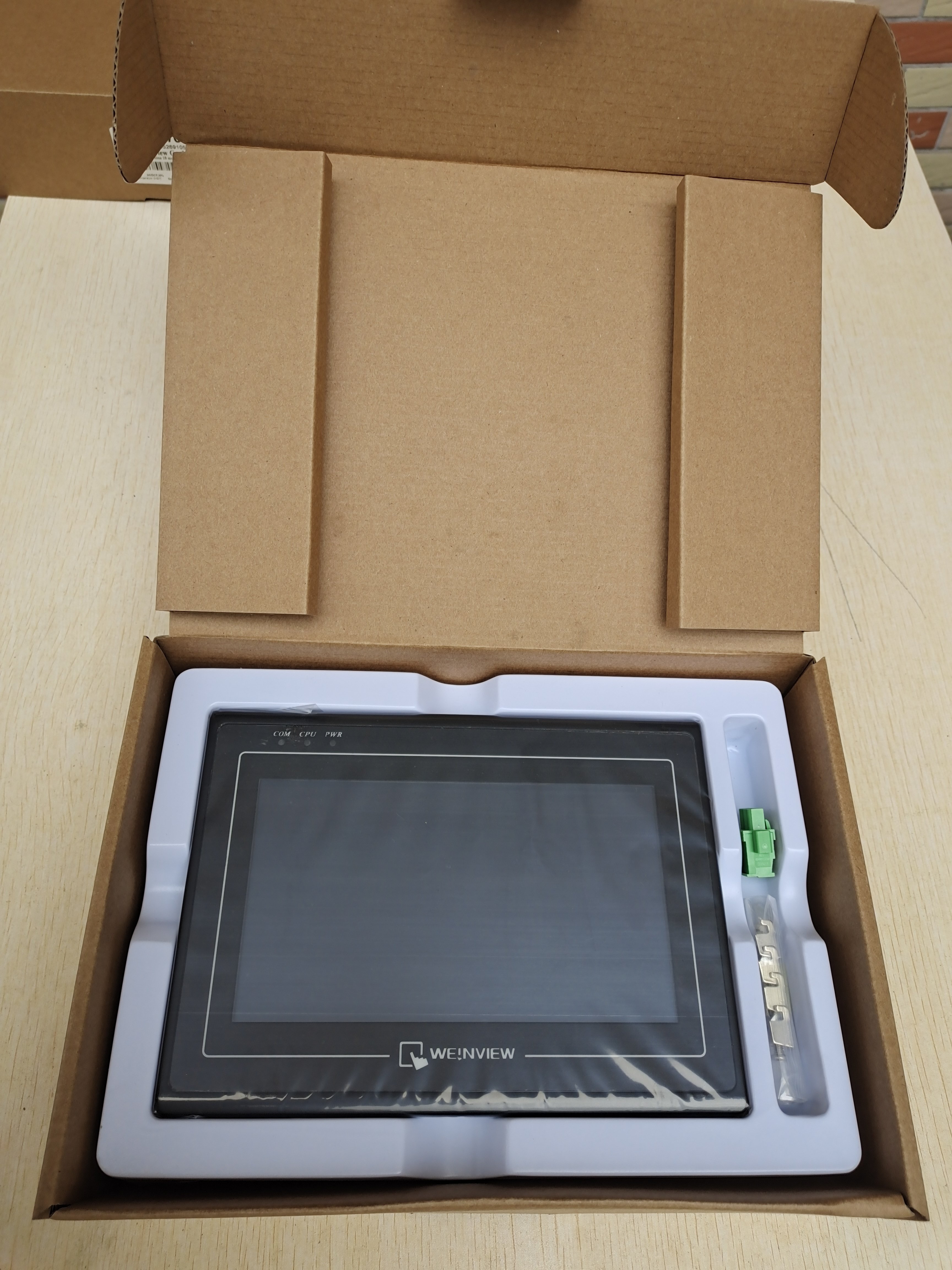 威纶通7寸人机界面TK/MT6070IP/TK6071IQ