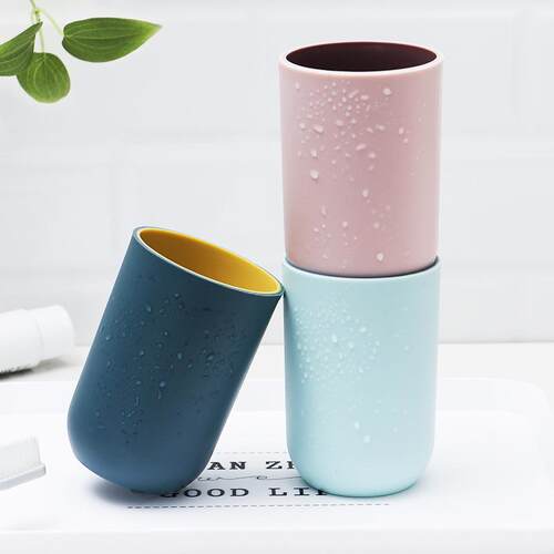 Fresh and Minimalist Two-Tone Mouthwash Cup, Couples Toothbr
