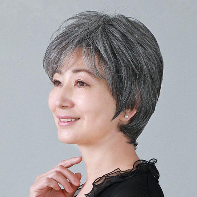 花白短直女士假发套 自然花白真发头套适合奶奶表演与老人使用