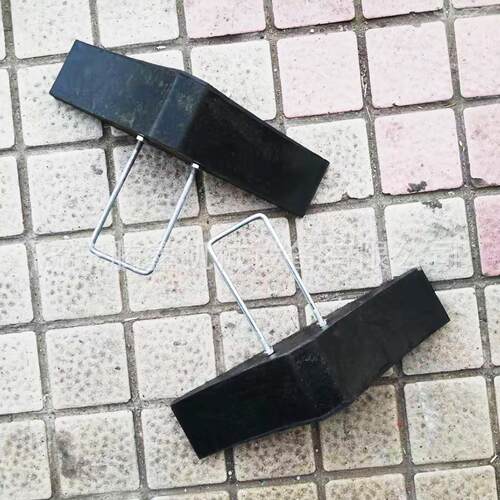 腾鑫 370*100*80mm三角挡轮器 双面大橡胶防滑止退车辆减速器