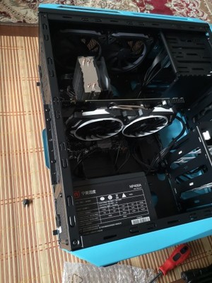 打听下宁美国度的电脑靠谱吗?对比起攀升哪个性价比强?