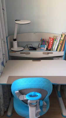 头条讨论光明园迪M90儿童学习桌怎么样，使用全过程大曝光，不看后悔