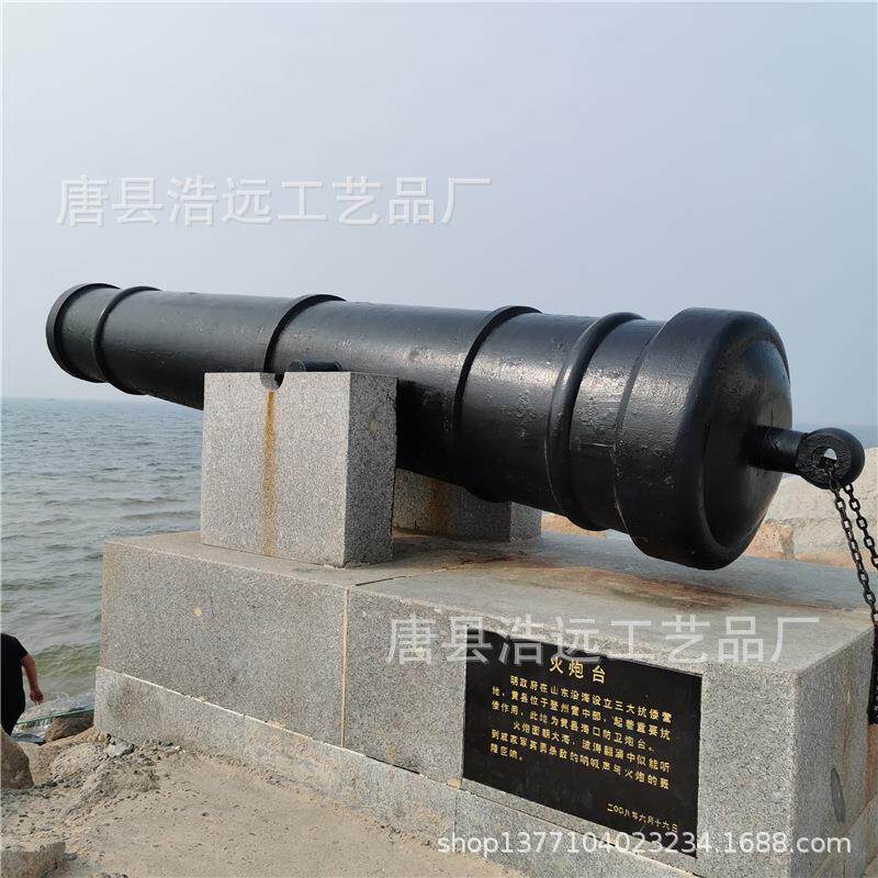 5米铸铜火炮雕塑摆件 雕塑厂景区大型铁大炮塑像厂家