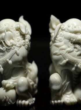 鹿角瑞狮戏球摆件手把件把玩件整料细腻清润雕刻制置於案头收藏品