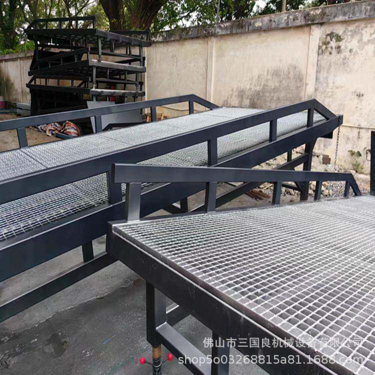 移动式集装箱卸货平台移动卸货登车桥佛山移动式登车桥