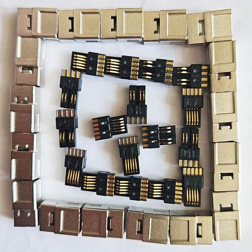 IEEE 1394B 9P焊线插头 连接器 1394B 9PIN 黑胶芯两件式 锌合金