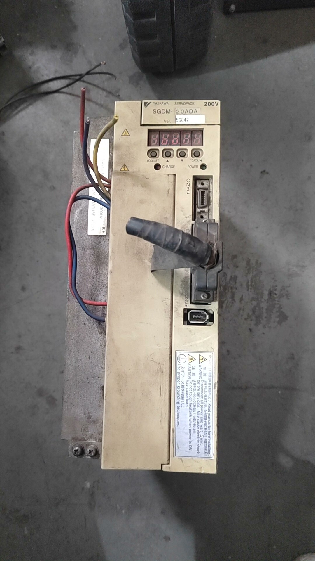 安川伺服驱动器SGDM-20ADA，安川2系2kw实物图，功