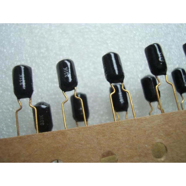 较少有日本 Amtrans 100V 330PF (331) 黑漆皮镀金脚音频无极电容