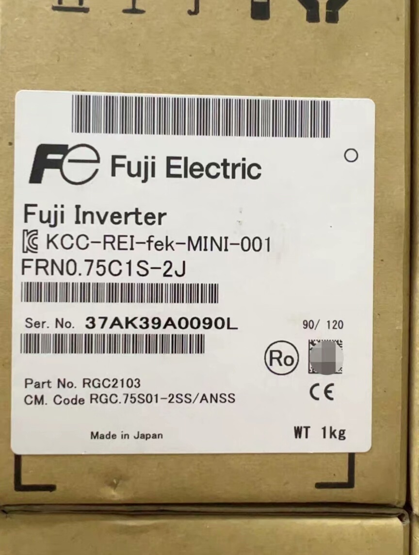 富士变频器C1S系列  FRN0.75C1S-2J