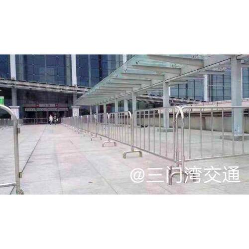 栏围栏三门围栏路障隔离湾铁不锈钢护栏铁马排队活动护栏商场场地