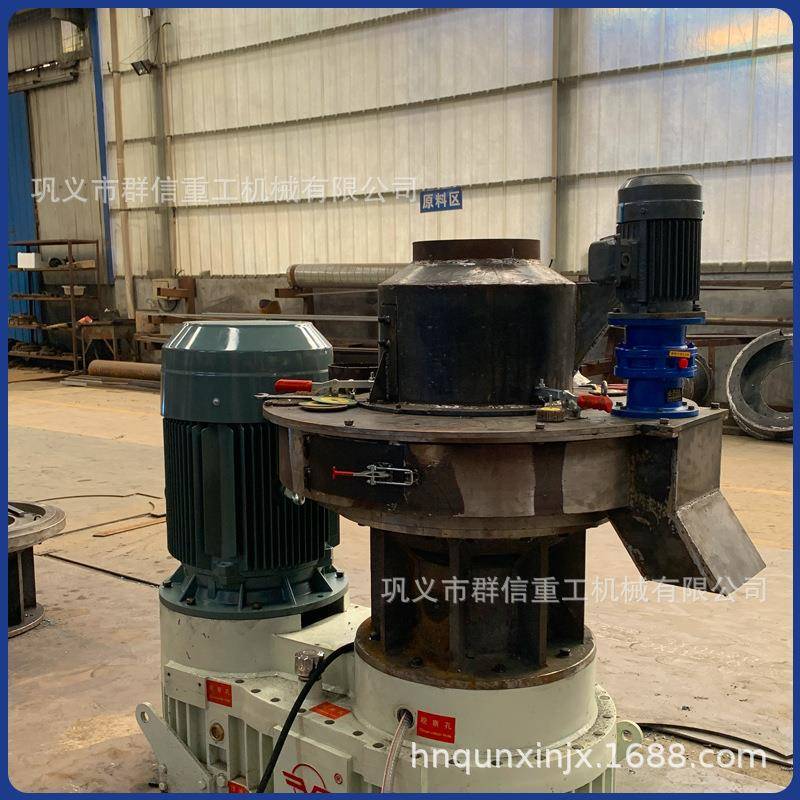 秸秆颗粒机可以将秸秆稻草等加工为燃料颗粒