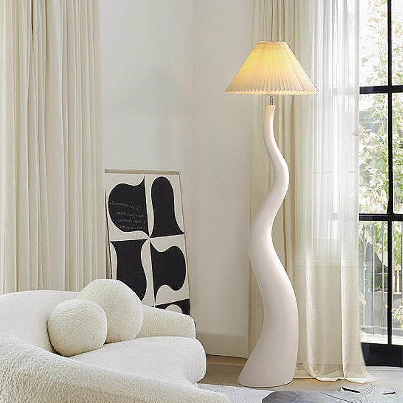 奶油风蘑菇弯曲百褶落地灯新款简约立灯法式客厅卧室书房树脂灯具