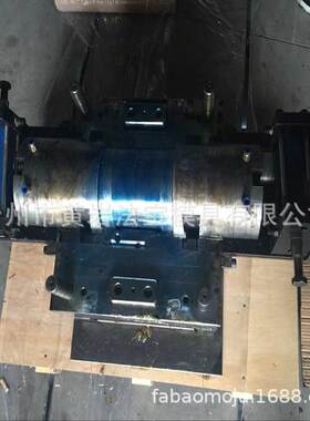 专业供应各种管件塑料模具/PVC管件模具/注塑模具加工