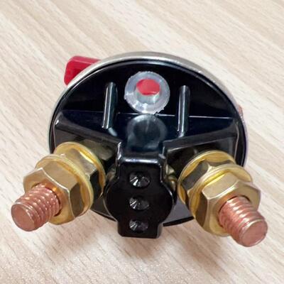 山推推土机SD22F电瓶开关24V