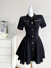 黑色小香风连衣裙女夏季短裙，轻奢高级感气质，法式赫本风小个子裙子
