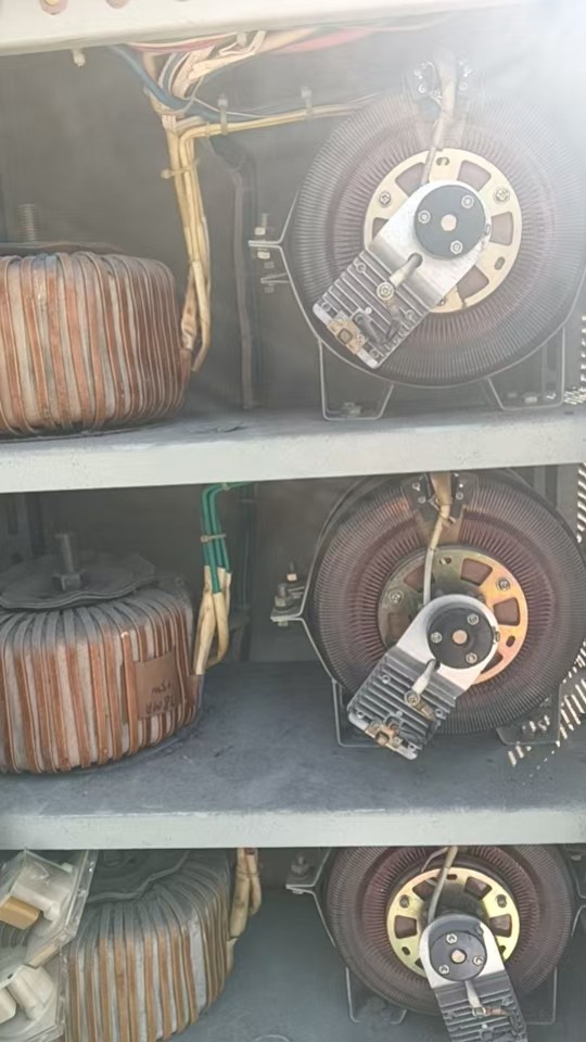 1月10日金华铜芯电缆线2盘（每盘100米），铜芯电线65公斤左右，稳压器铜芯线圈1台（义乌）网络拍卖公告