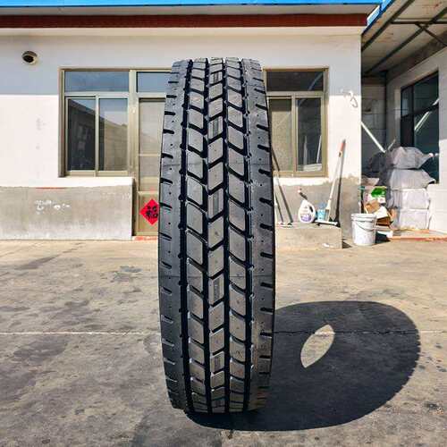 385/95R25吊车轮胎14.00R25起重机轮胎全钢丝真空工程机械轮胎