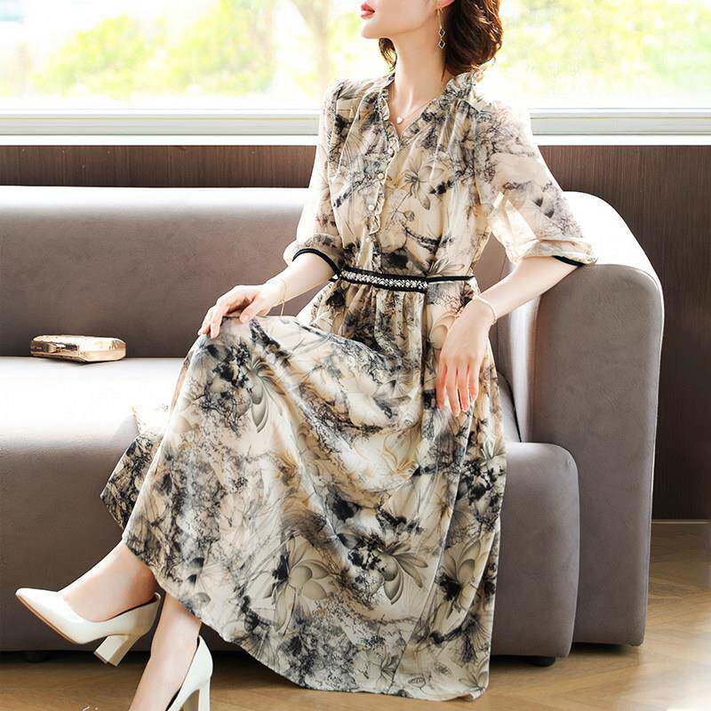 妈妈夏装端庄大气真丝洋装2025新款中老年女短袖收腰流行长裙子