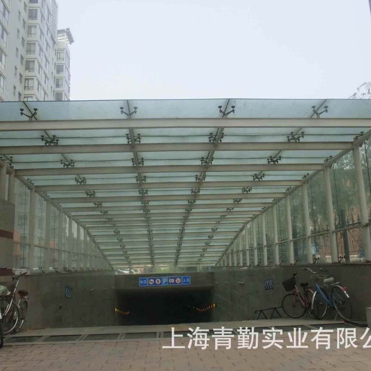 钢结构雨棚地库出路口门头玻璃雨棚地铁口
