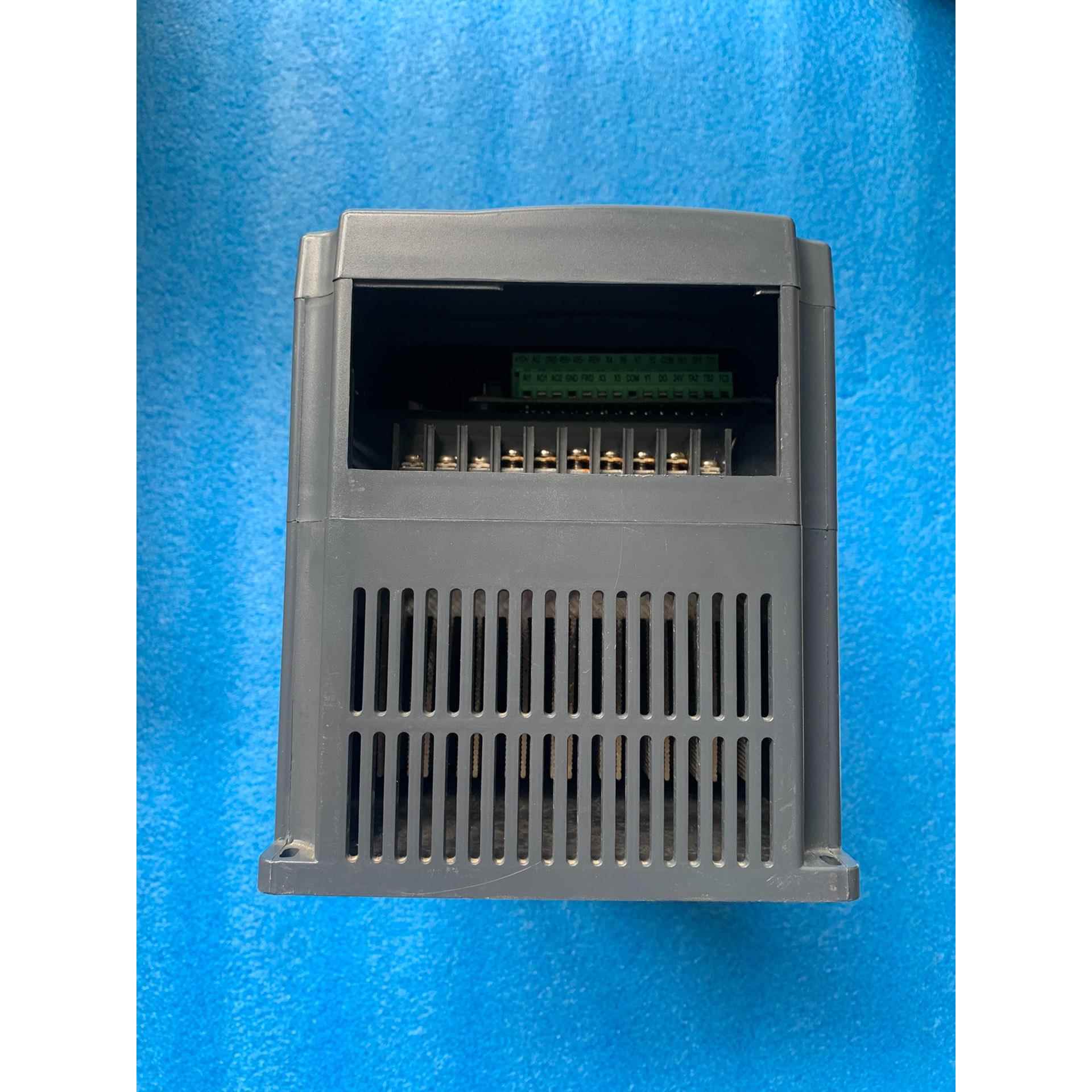 普川变频器ABG-G4/P5.5KW-A3，，成色议价