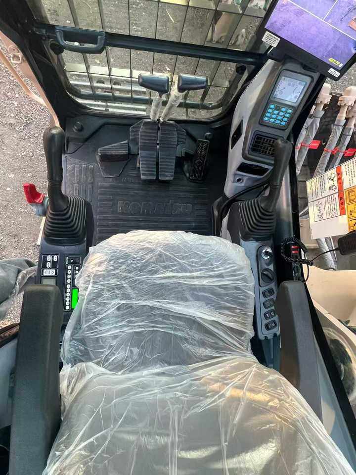 1月4日保定小松挖掘机一台网络拍卖公告