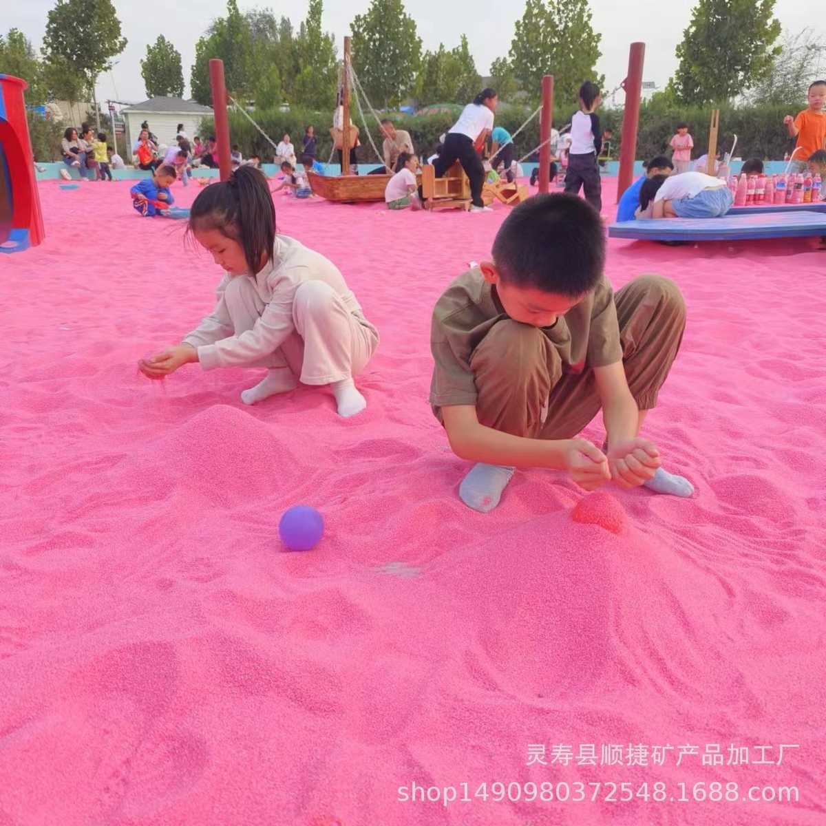 厂家现货网红沙人造沙滩粉色砂子公园装饰儿童玩耍彩砂多种颜色