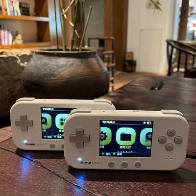 TRIMUI Smart新款开源迷你复古掌机wifi对战蓝牙耳机电子市场