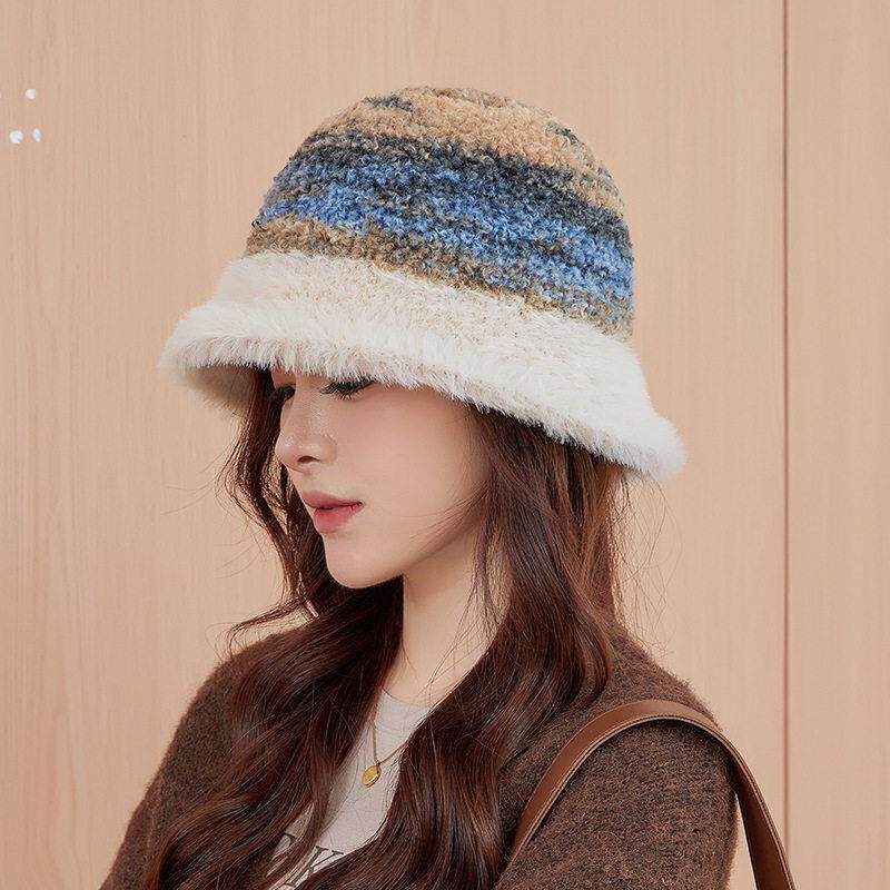 韩版防寒时尚加厚毛绒渔夫帽子女秋冬户外保暖彩虹针织盆帽显脸小