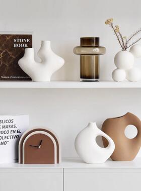 现代艺术高端软装，家居风格，高端无障碍豪华地板客厅装饰，大型