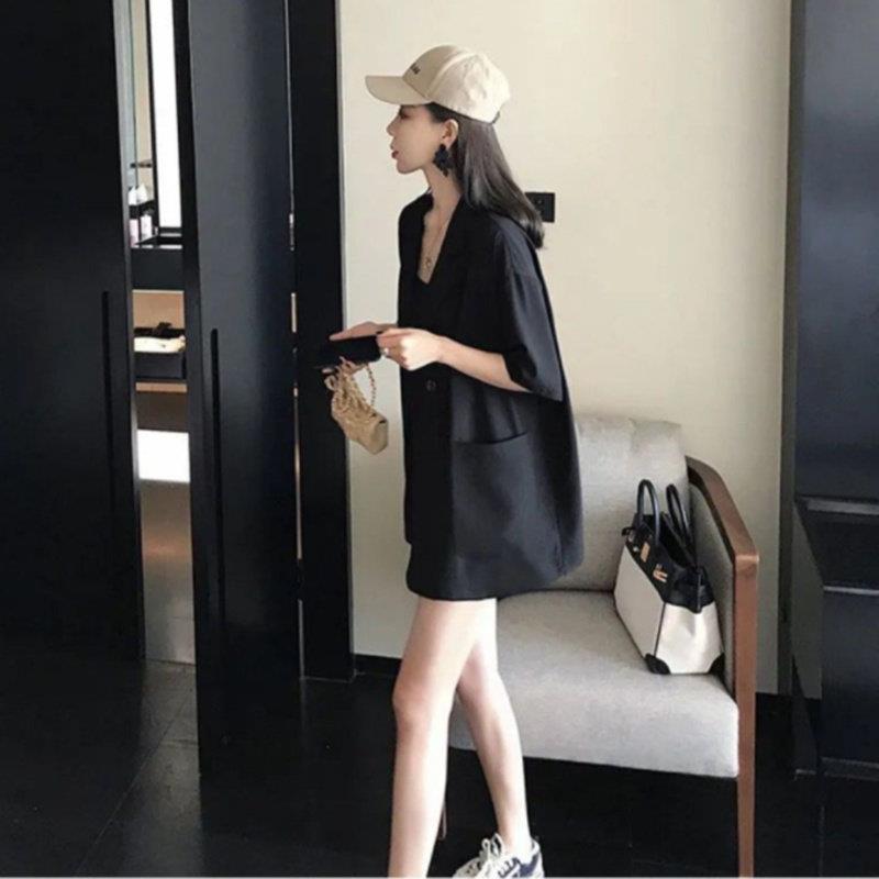 潮牌微胖妹妹穿搭显瘦套装女2025年夏季时尚遮肚雪纺小西装三件套