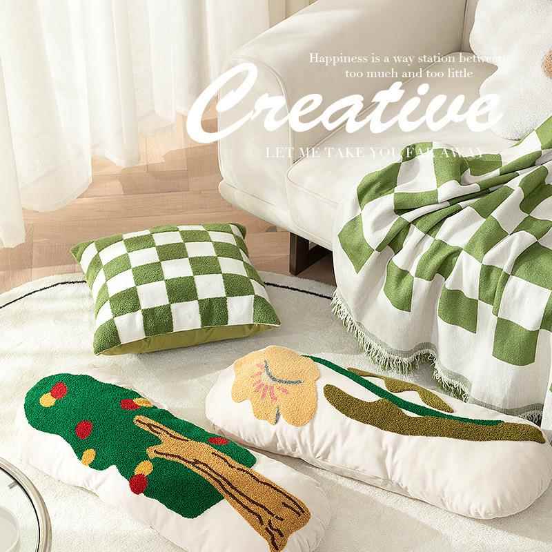 新款创意一棵树绣花抱枕汽车办公室沙发靠枕套靠垫休息抱枕