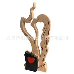 永恒的爱情侣木质雕像摆件简约木质情人亲吻工艺品摆饰房间装摆件