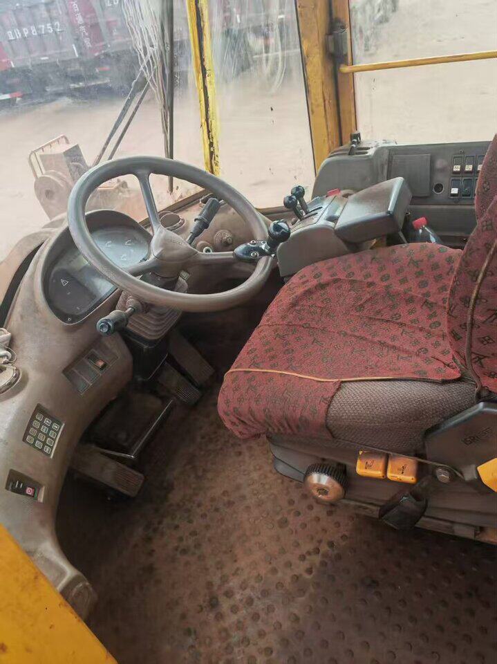 4月10日大连标的4-资产处置沃尔沃180E装载机一辆网络拍卖公告