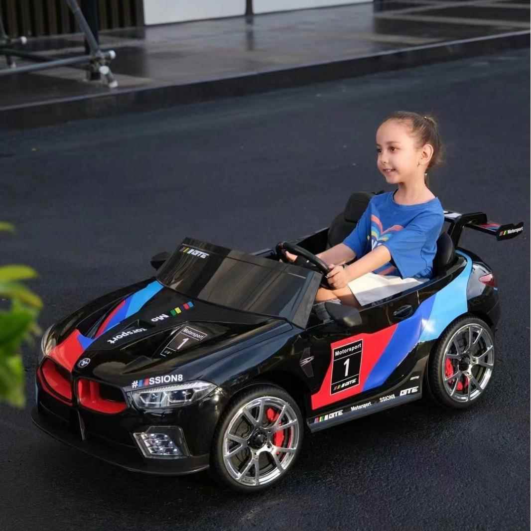 儿童电动四轮汽车宝宝玩具童车儿童遥控充电可坐人汽车