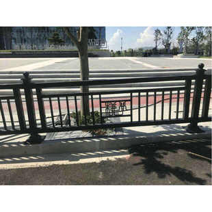 机非隔离护栏道路交通市政绿化护栏马路公路交通护栏批发定 制