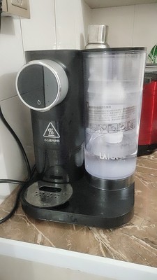 打听下laica莱卡和美的净水器哪个好，说说laica莱卡直饮一体机好不好？