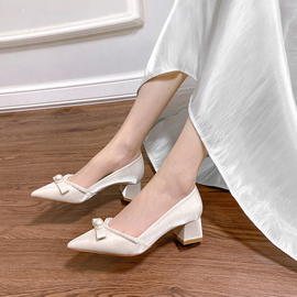 公主婚纱婚鞋新娘鞋，2024年粗跟水晶，蝴蝶结白色法式少女高跟鞋