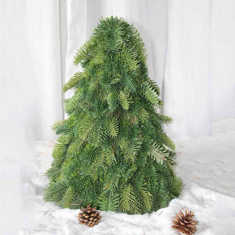 家用桌面摆件迷你小圣诞树场景布置圣诞节装饰小树新款诺贝松树