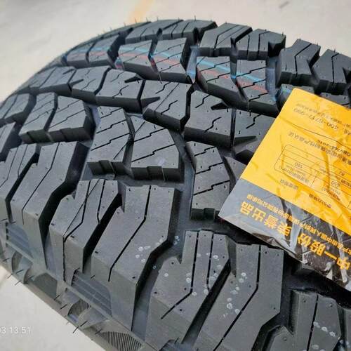 AT越野轮胎 235/75R15LT 10PR加厚配江铃宝威庆铃皮卡 P235/75R15
