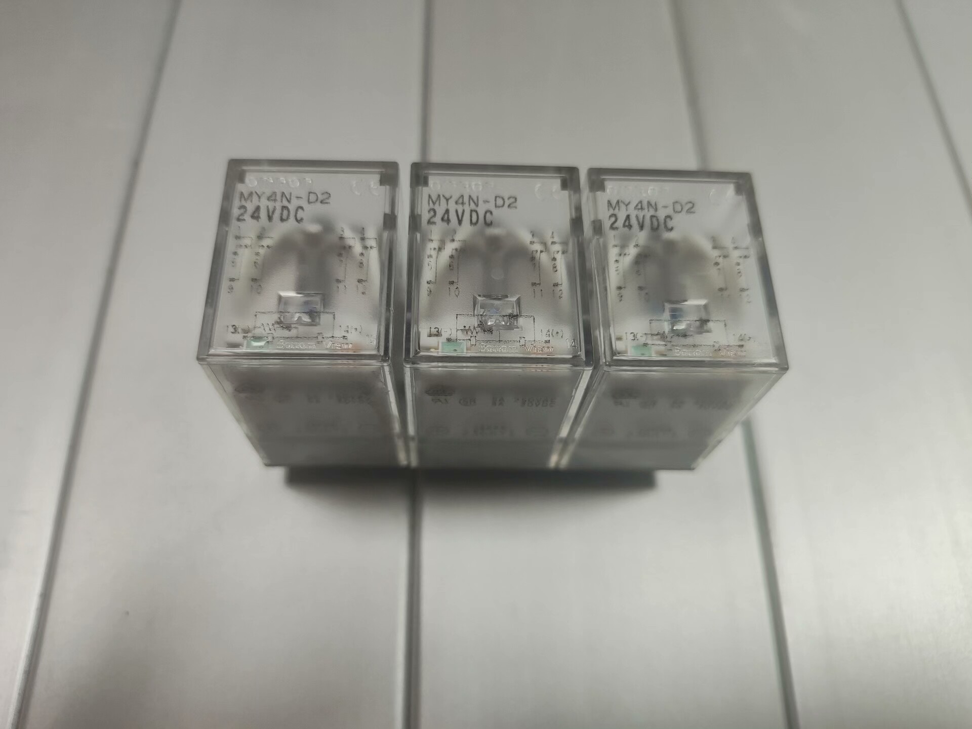 全新日本原装进口欧姆龙小型继电器MY4N-D2 24VDC