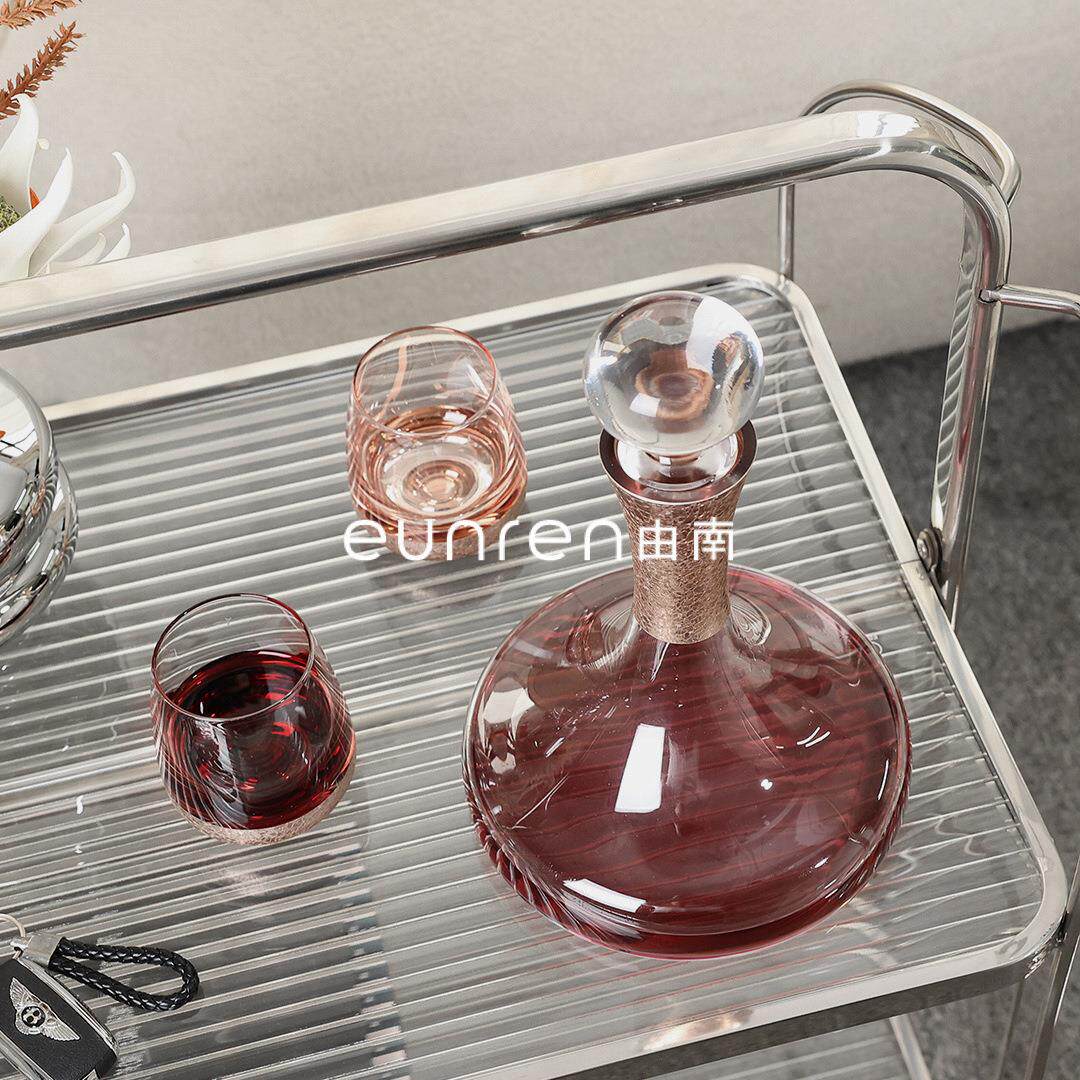 新款玻璃欧式红酒醒酒器带盖酒具组合高档奢华创意茶几家用分酒器