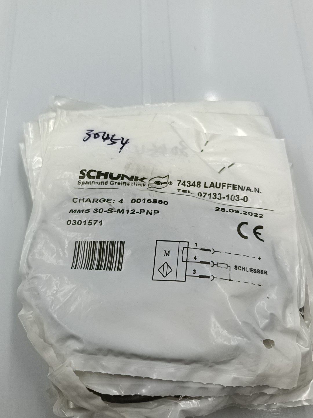 雄克气缸传感器0301571  MMS 30-S-M12-P