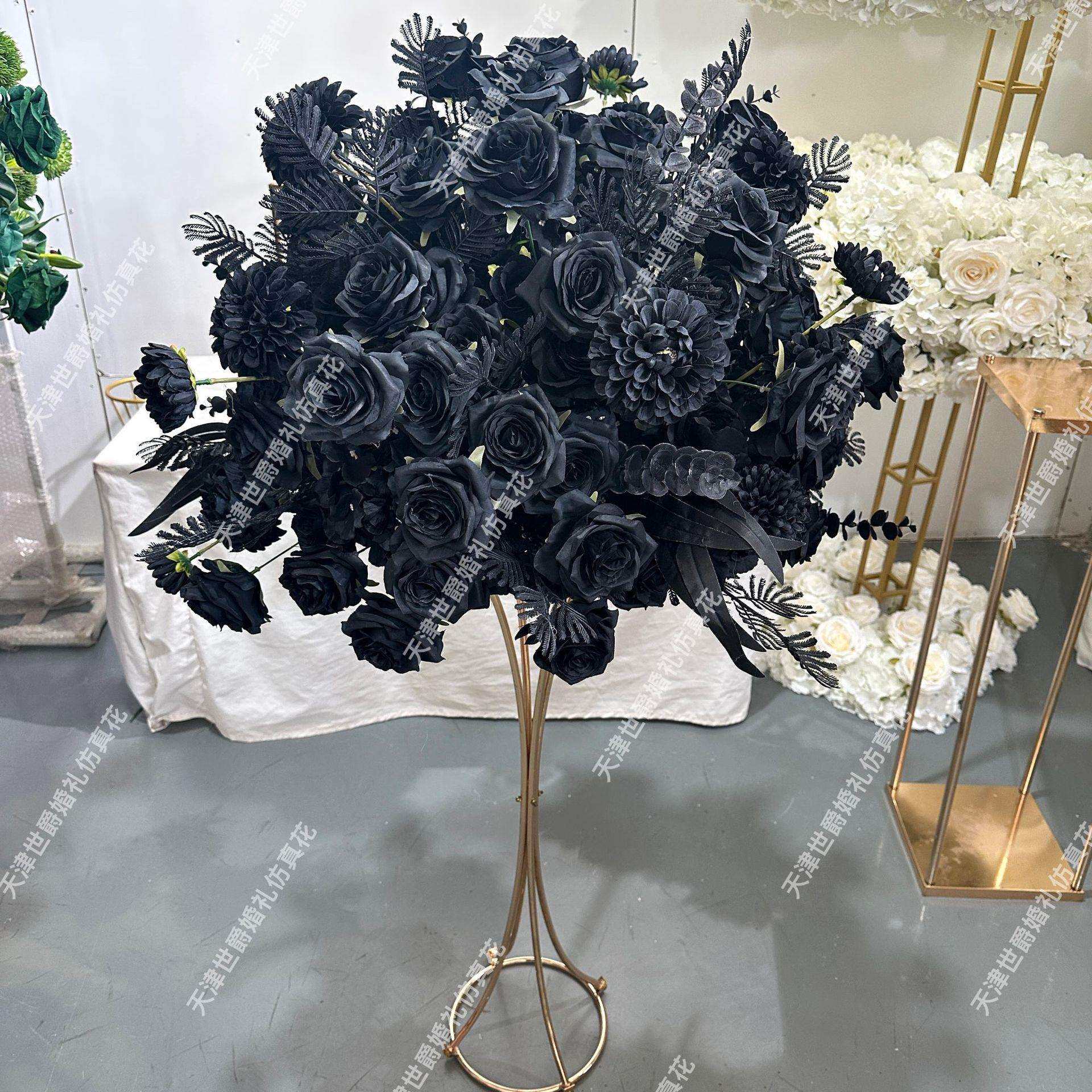 世爵婚礼仿真黑色玫瑰布置橱窗50cm黑色高级餐桌桌球