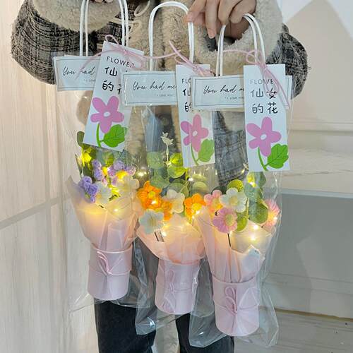 元旦节礼物礼物花束花束餐桌花艺