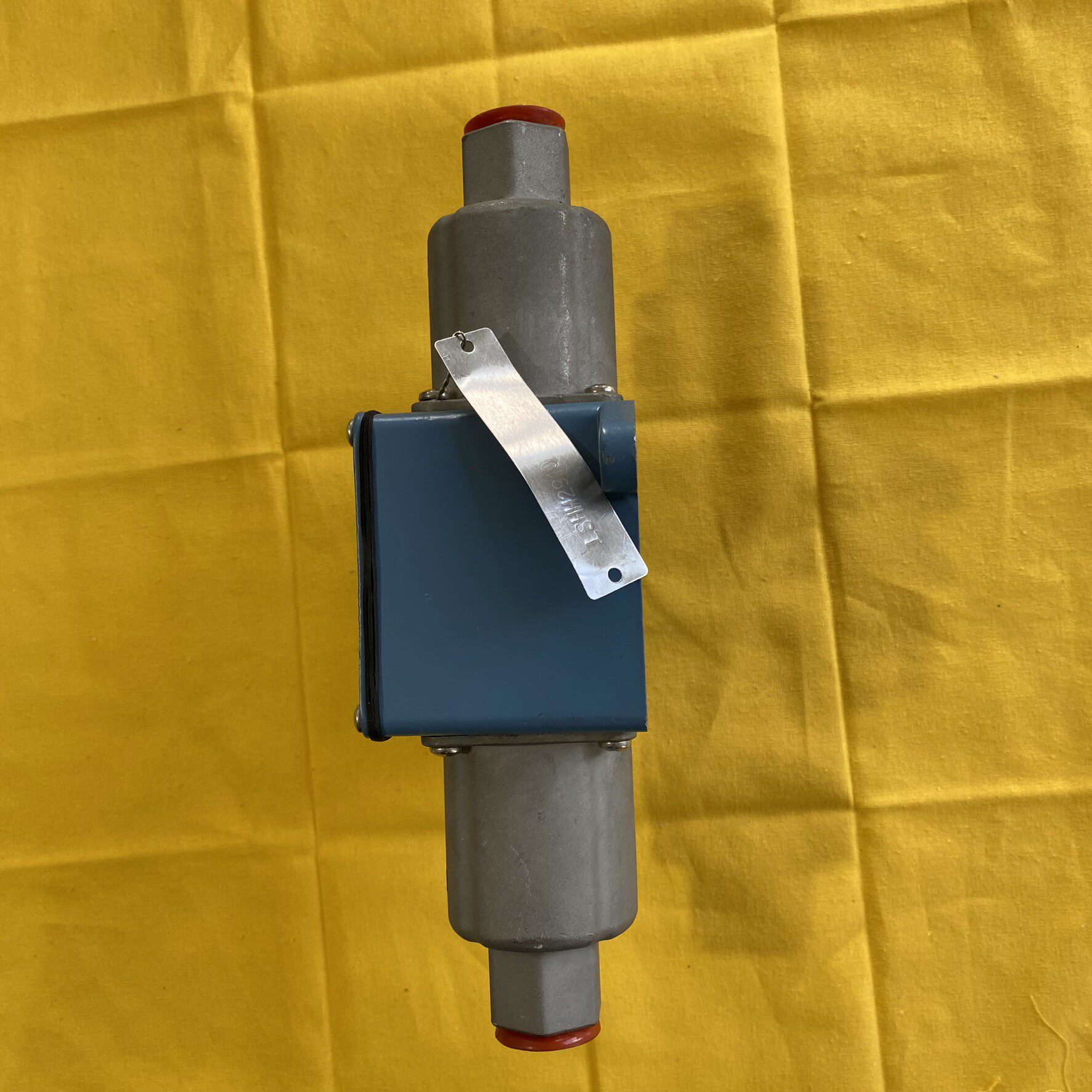 美国UE原装压力传感器 J21K-S150B 全新未拆封 带