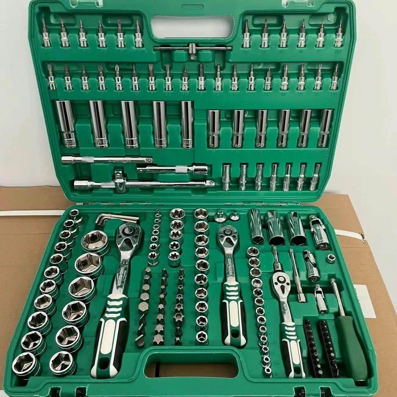 150件套汽修工具套装汽车维修组套套筒扳手组合工具维修工具修车