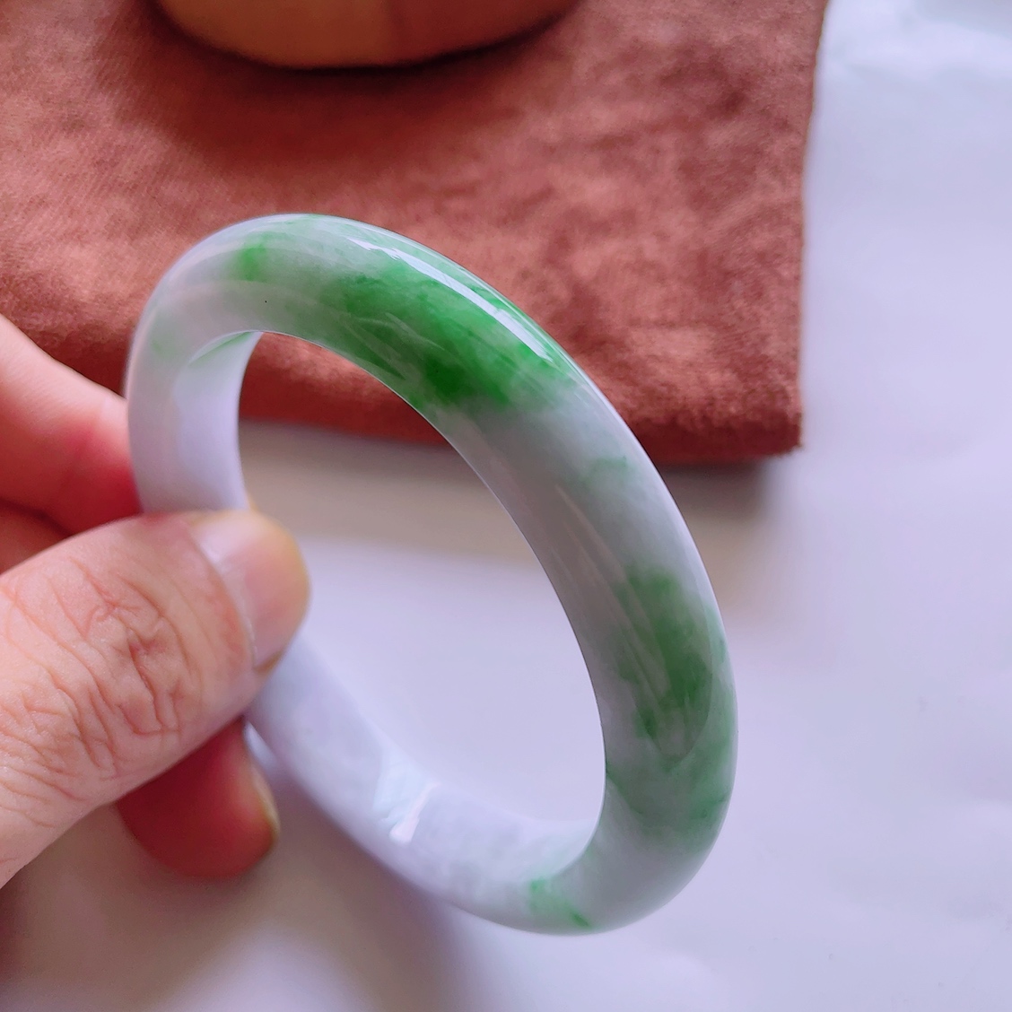 60圈口缅甸天然真品翡翠冰飘满绿花高端玉石闪拍宽边玉手镯58.55g